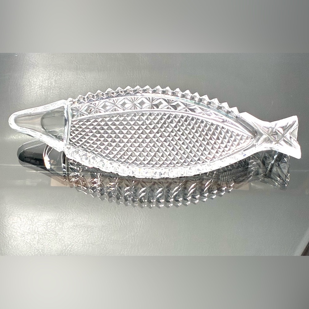 Vintage Crystal Salad Bowl - Picture 9 of 13